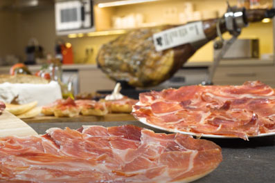 Cómo cortar un jamón